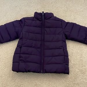 Girls children’s place puffer jacket size 4. Purple
